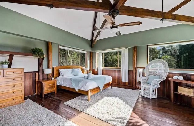 Pemberton Forest View Retreat