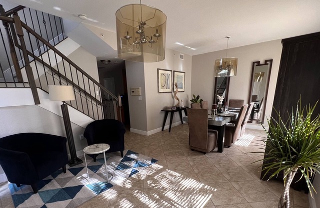 Pembroke Pines prime location for business & leisure travelers.