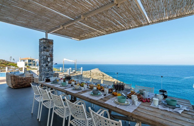 Penélope, una villa frente al mar con impresionantes vistas al mar y al atardecer