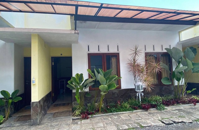 Penginapan Garuda