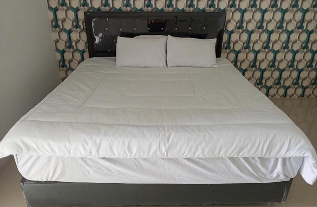 Penginapan Lamban Queens Kamar Double Bed Lantai Bawah