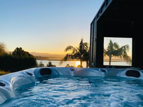 Peninsula Paradise