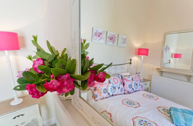Penlon - a dog that sleeps 4 guests in 2 bedrooms