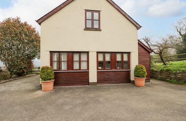 Penrose Cottage, GOVILON