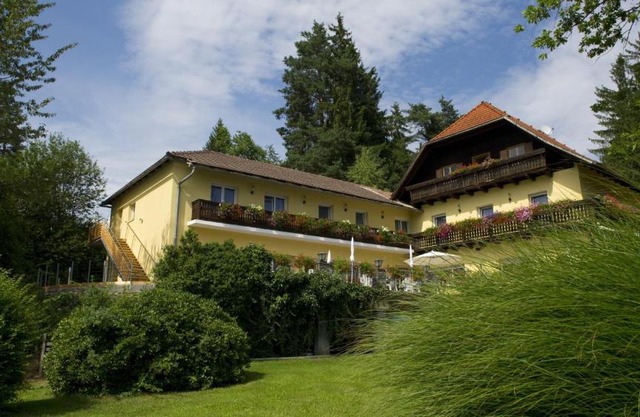 Pension Appartement Lanzer