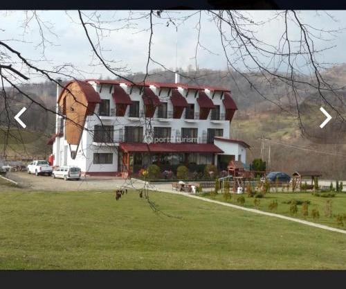 Pensiunea Casa Pădurii Slanic PRAHOVA