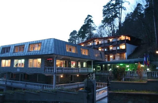 Pensiunea Club Castel Resita