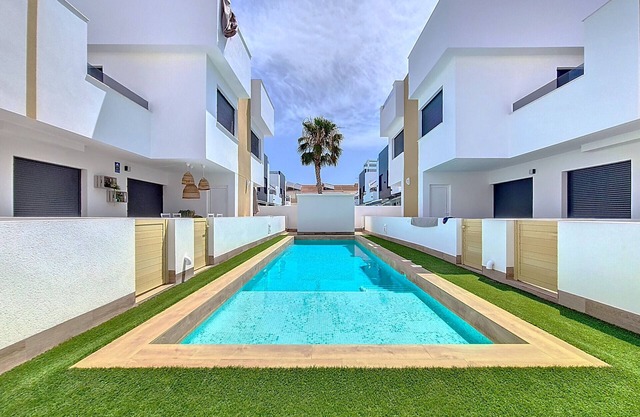Ático cerca de la Playa con Piscina