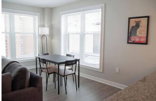 Penthouse 2BR in Downtown Indy | Walk Everywhere