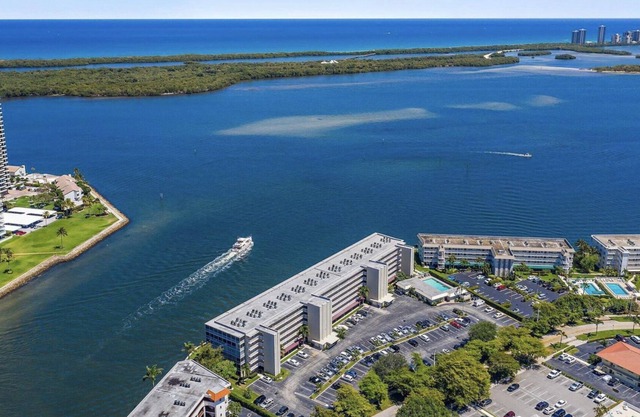 Penthouse Lake Worth Waterfront Condo with Panoramic Views & Large Covered Porch