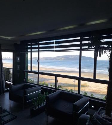 Penthouse Oceanview moderno 130 m2
