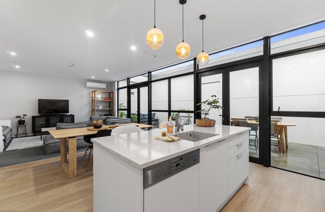 PENTHOUSE PRESTIGE - CAMBRIDGE HOLIDAY APARTMENT in Cambridge
