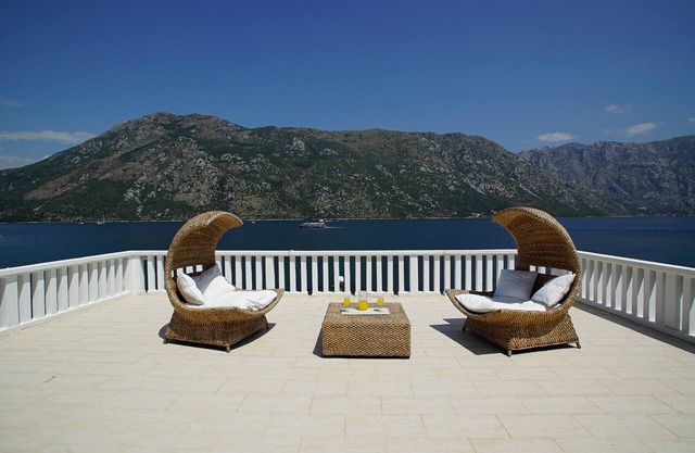 ATICO STOLIV Hasta 9 camas a 5 m del mar Muelle privado Terraza 95m2 Seawiev