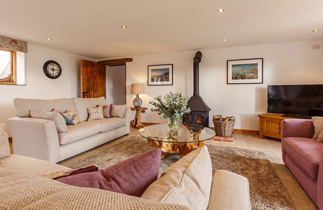 Pentney Barn, Holt