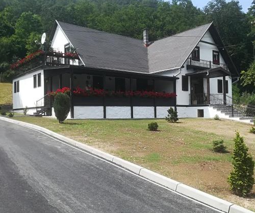 Penzion a Reštaurácia Hanišberg