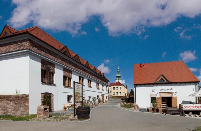 Penzion a Restaurace Vinařství Přítluky