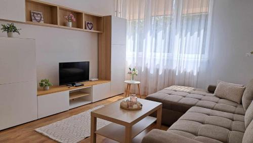 Peony Apartment