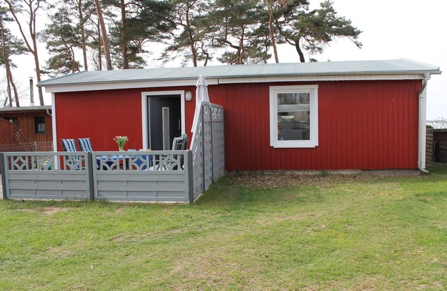 Precioso bungalow en Pepelow Strandnähe