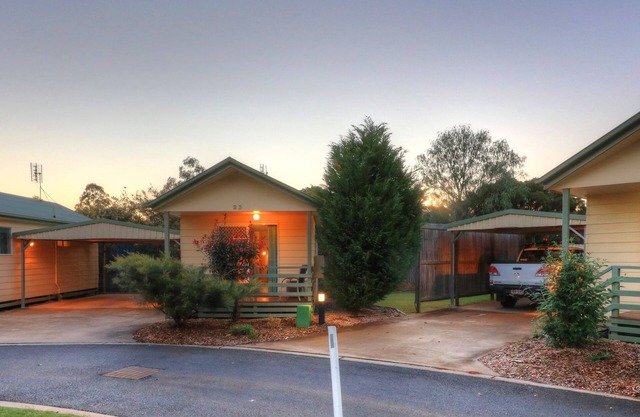 Pepper Tree Cabins