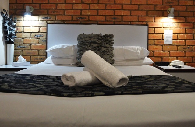 Peppermill Inn