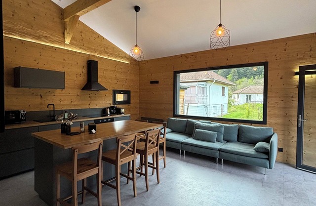 Perce-Neige 5p : Charming chalet in a quiet location, private spa
