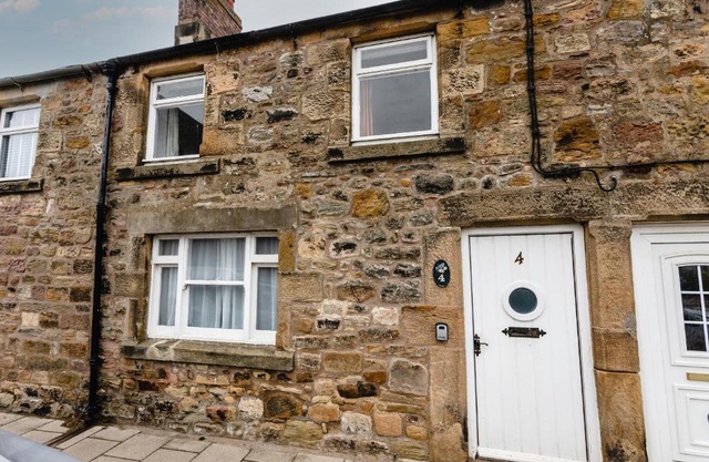 Percy Cottages No4
