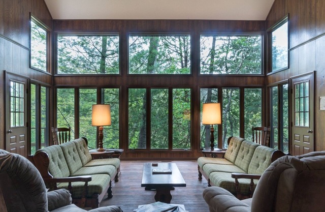 Pere Marquette River Fishing Cabin 4