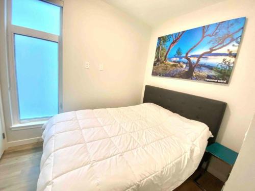 Perfect Brand New Condo In The Heart of Sidney
