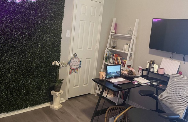 Perfect DFW LOCATION! Family-Sized with Large office space, game room