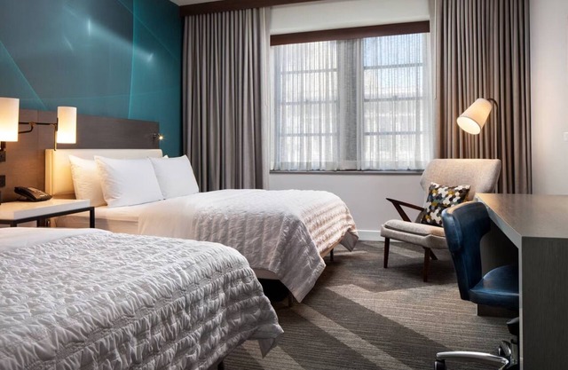 Perfect for Groups! 2 Pet-friendly Units, Rooftop Terrace, Bike Rental