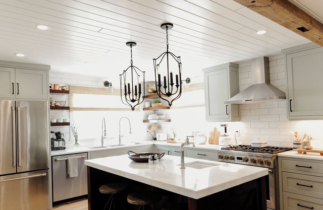 Perfect for Retreats, Family Reunions, Large Groups! Complete Remodel!