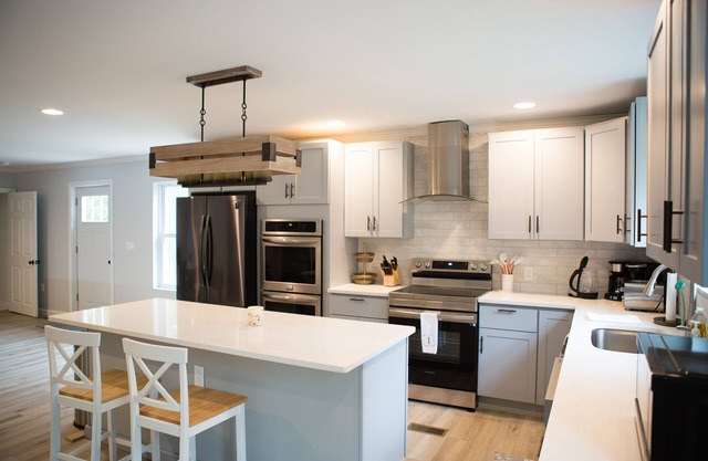 Perfect for Snowmobilers, Close to Attitash, Storyland, and North Conway.