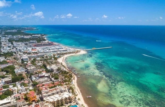 ¡Escapada Perfecta: Playa y 5ta Av a tu Alcance!