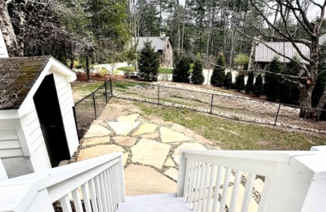 Perfect House for family of 4, 10 min walk to town