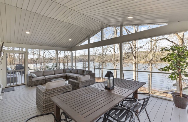 Perfectas vistas del lago Hartwell Getaway-Gorgeous Lake!