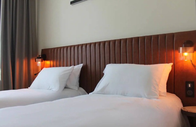 Perfect Le Castellet Getaway! Modern Haven w/Pool & Dining Near Local Adventure!