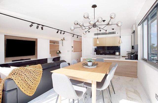 Penthouse Designer Apartment cerca de la ciudad