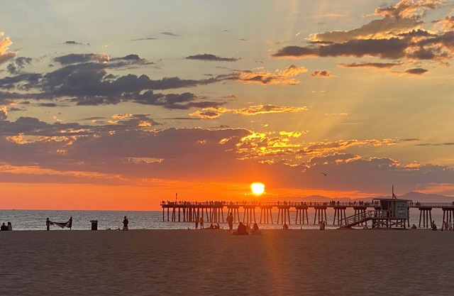 Perfect location, perfect vacation! Your beach paradise awaits!
