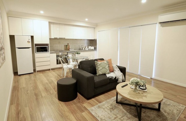 4 So much more in Midland sleeps 2