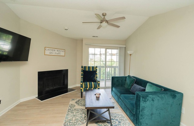 Perfect Place for travelers and working professionals to stay at a move-in place