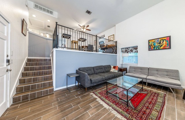 Perfect Price & Central Location - 5 Mins to EVERYTHING