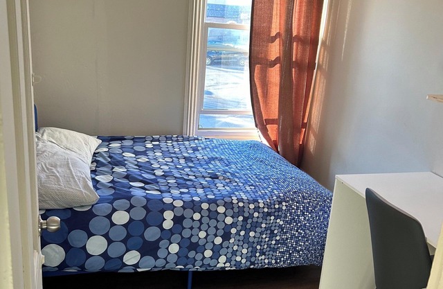 Perfect Retreat in Kingston Downtown