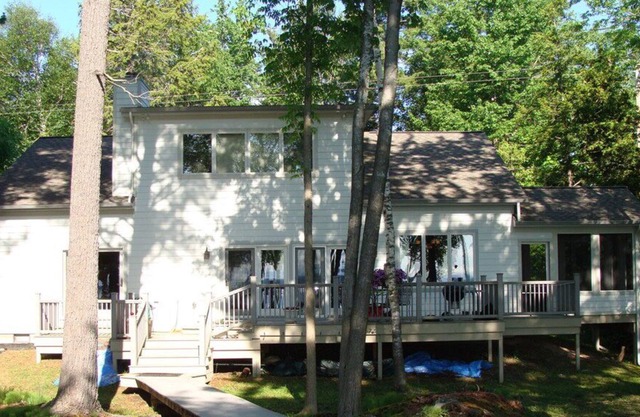 Lugar perfecto para la familia y los amigos en el lago interior, a 3 millas del lago Michigan.
