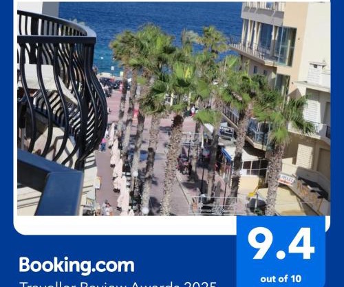 Perfect tourist accommodation in Bugibba square!