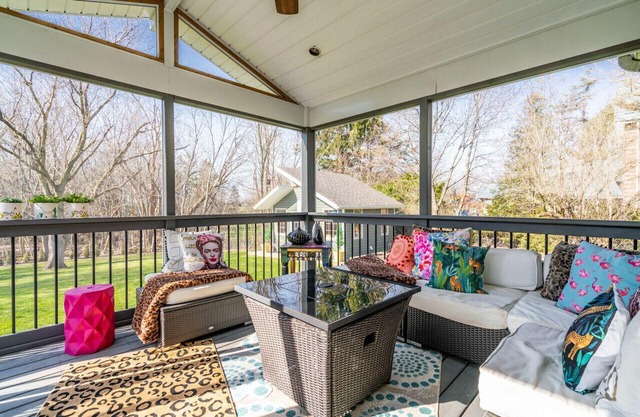 Perfect Trendy 2 Bdrm Home in Wine Country