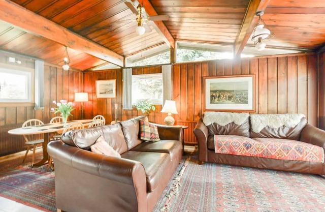 Perfect wooden lodge for golfers & families, close to St. Andrews