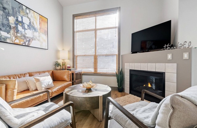Perfectly Located 3 Bed 3.5 Bath Beautiful Townhome