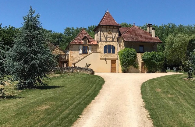 Perigord cortijo. Dordoña / Lot. Piscina privada, granero de juegos, maravillosas vistas