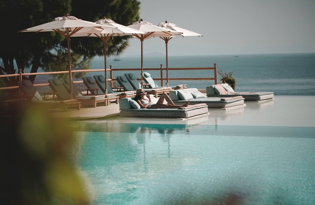 Perios Beach House - Adults Only