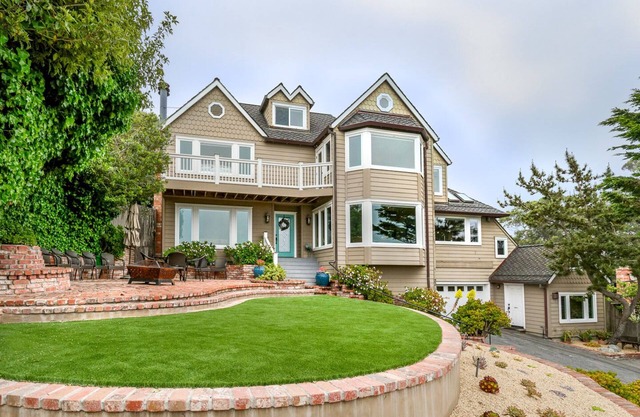 Permit number #111535 Castle by the sea with built in swimming pool